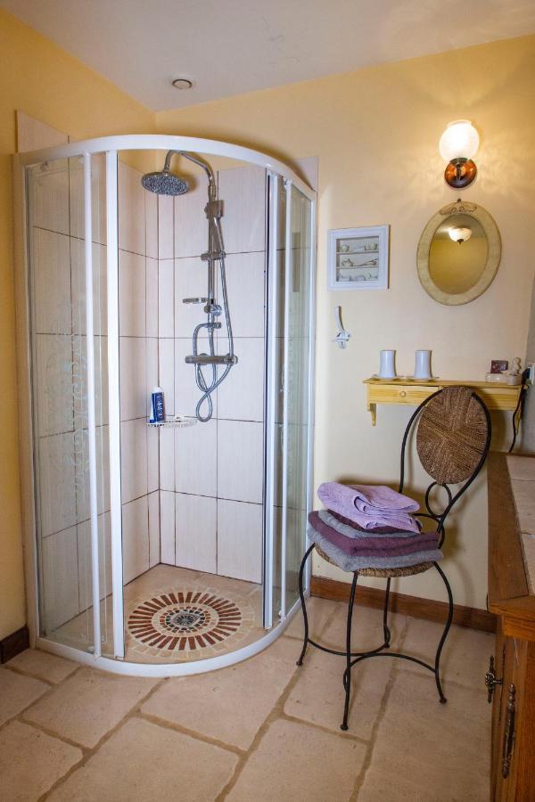 Hotel Manoir De Coulandon Argentan Esterno foto
