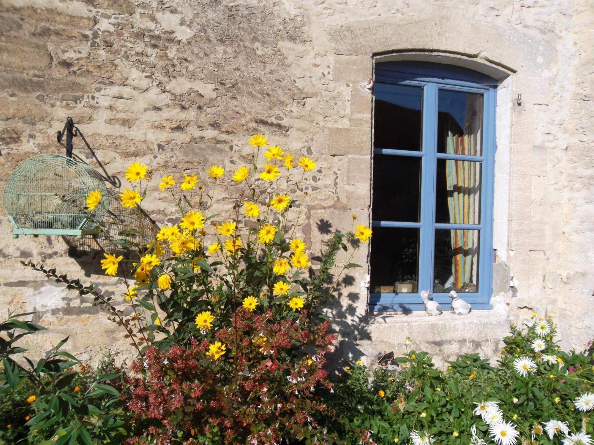 Hotel Manoir De Coulandon Argentan Esterno foto