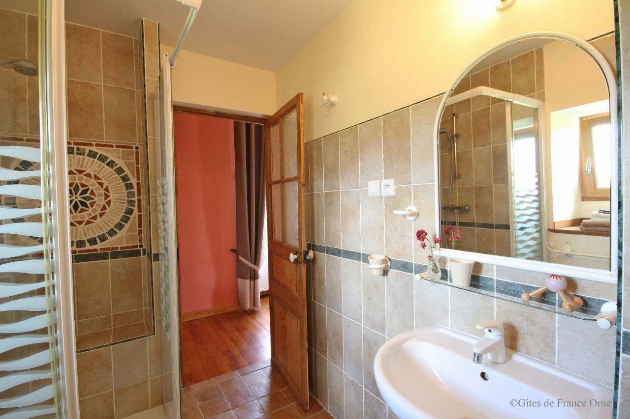 Hotel Manoir De Coulandon Argentan Esterno foto