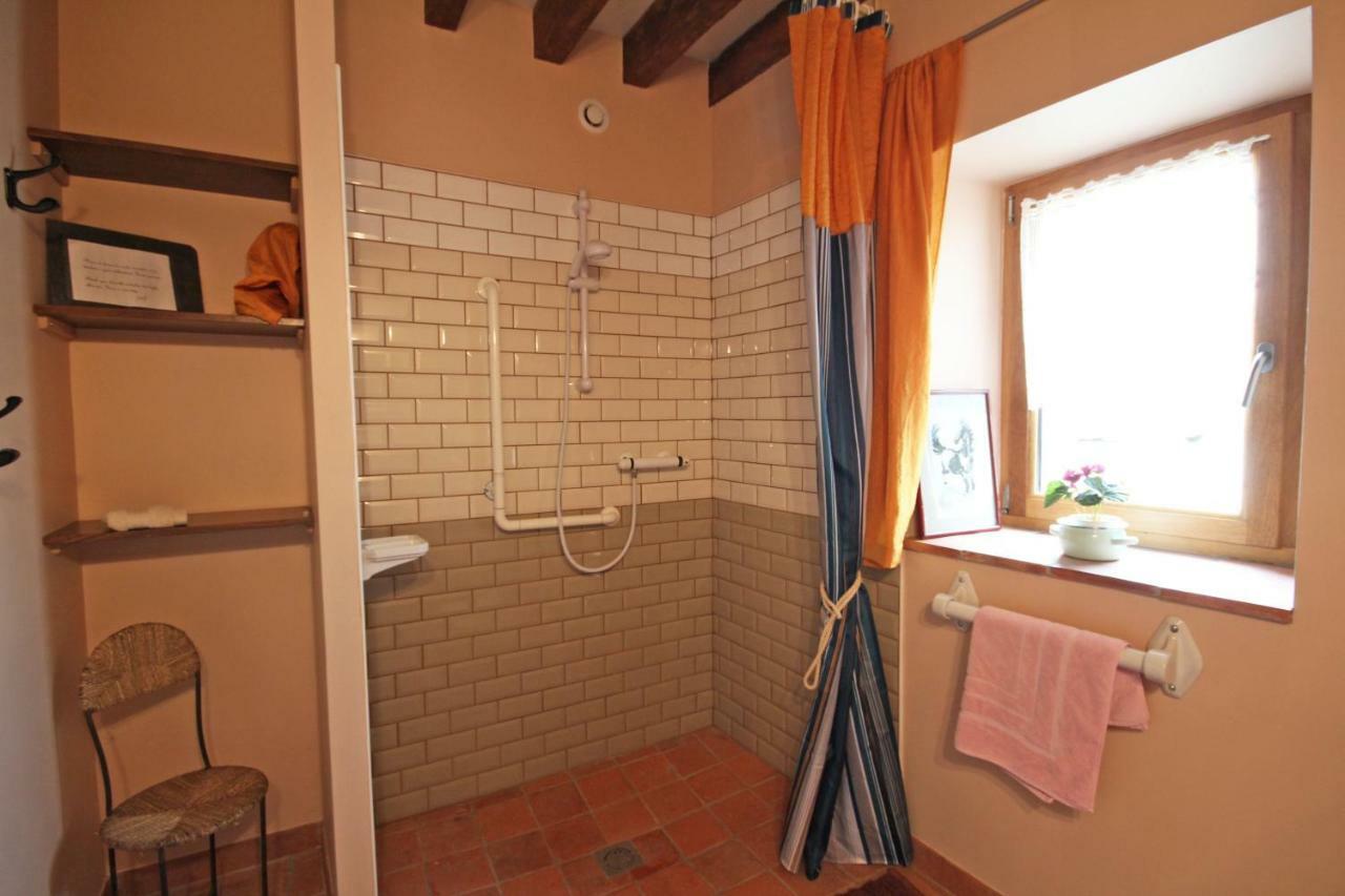 Hotel Manoir De Coulandon Argentan Esterno foto